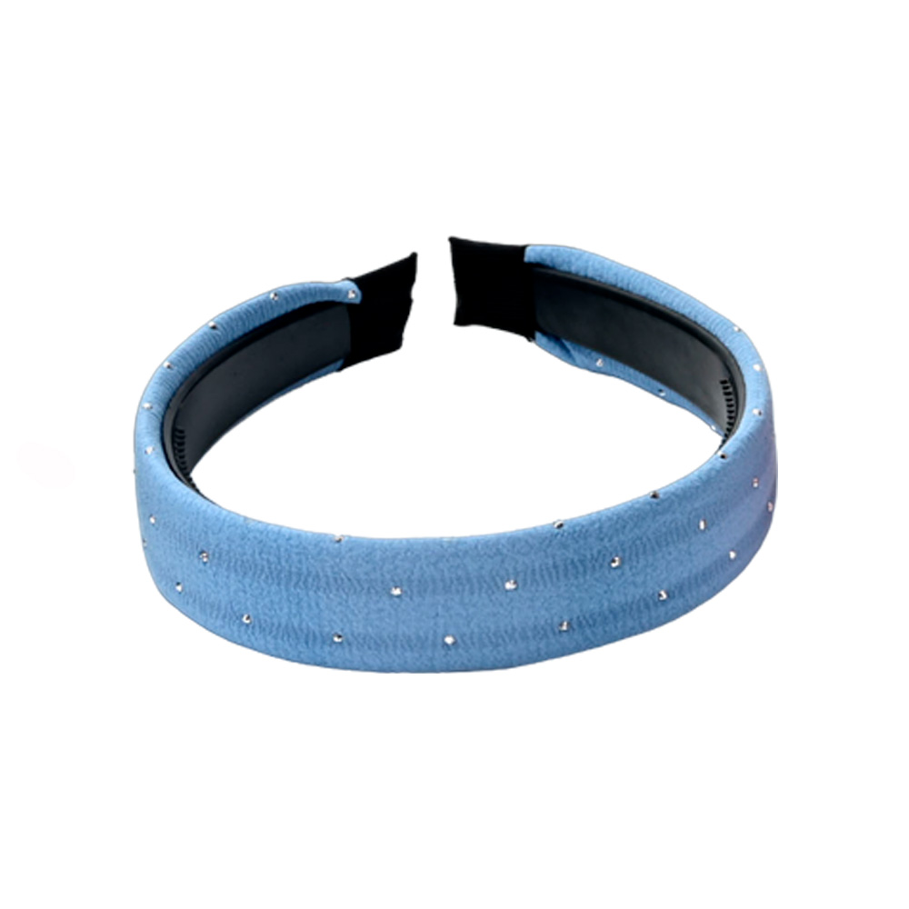 VINCHA C/ PUNTOS EN STRASS. RIGIDA. LISA
