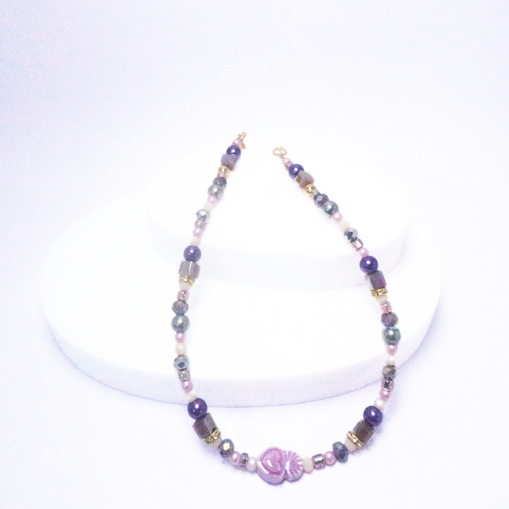 COLLAR CUENTAS DE COLORES Y DIJE