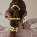 COLERO CON APLIQUE DE METAL