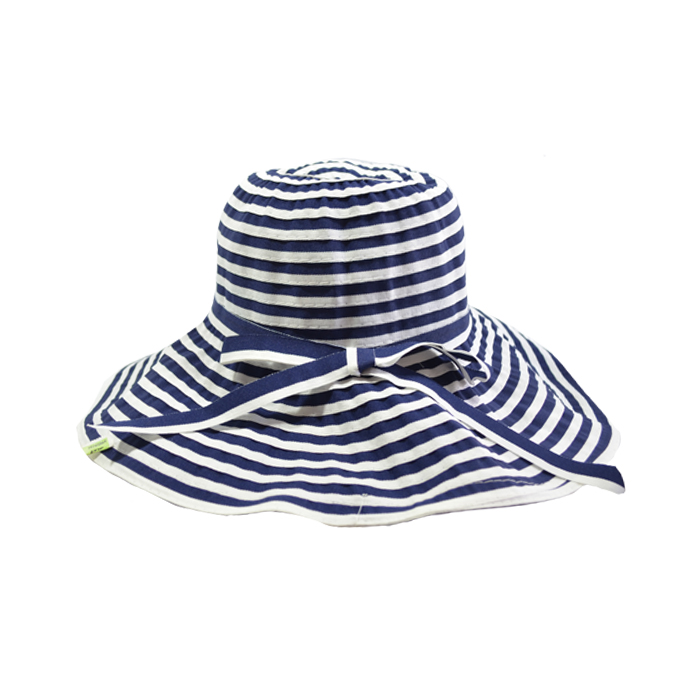 CAPELINA DE RAFIA RAYADA CON MOÑO