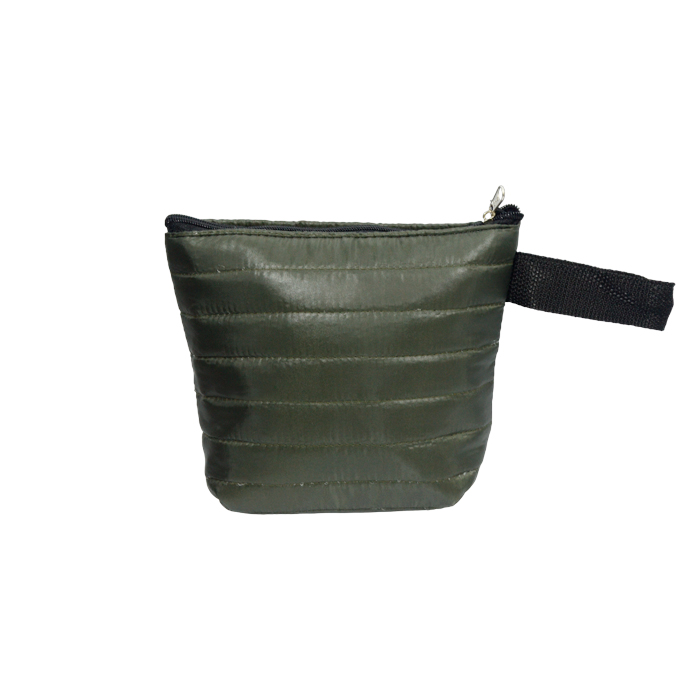 YERBERO ESTILO PUFFER MATELASE LISO