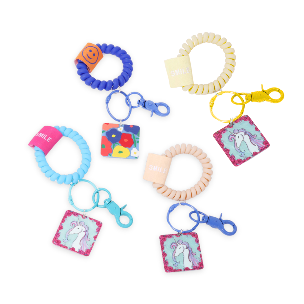 LLAVERO CHARMS CON DIJE + COLERO