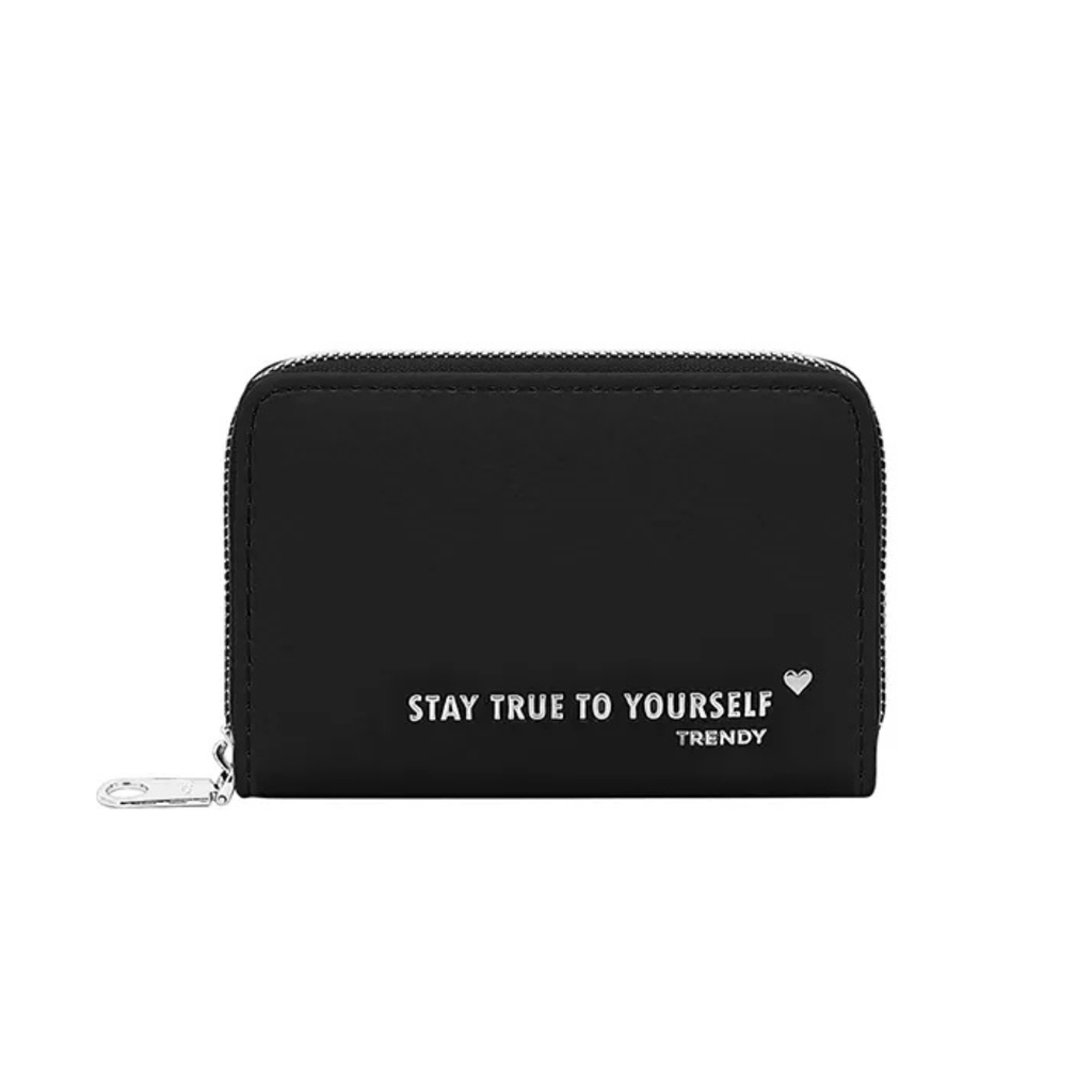 BILLETERA CON APLIQUE FRONTAL TRENDY