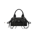 CARTERA BANDOLERA TRENDY BOWLING CON DETALLES DE CORREAS TRENDY
